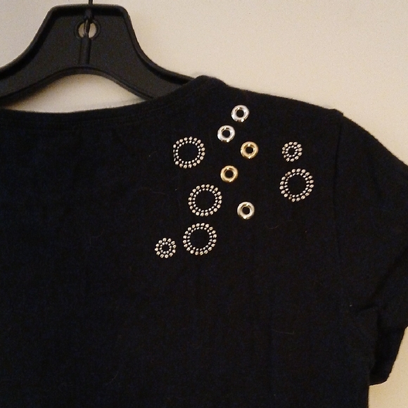 Zenergy By Chico's Women's Black Tee with Gold And SILVER Embellishments, Size 0 - Picture 4 of 4